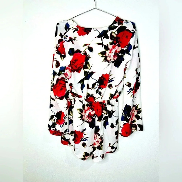 🆕 White And Floral Boho Long Sleeve Romper Size Medium - Picture 5 of 6